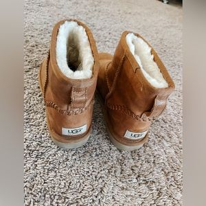 Ugg Classic Mini Deco Boot